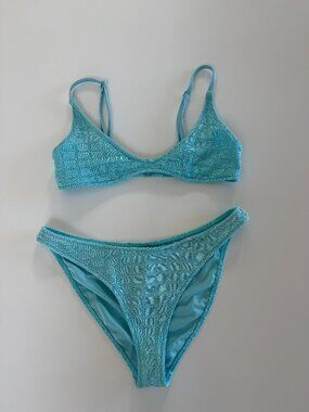 Triangl Maia-Jave Blue Crochet Scoop Bikini Set